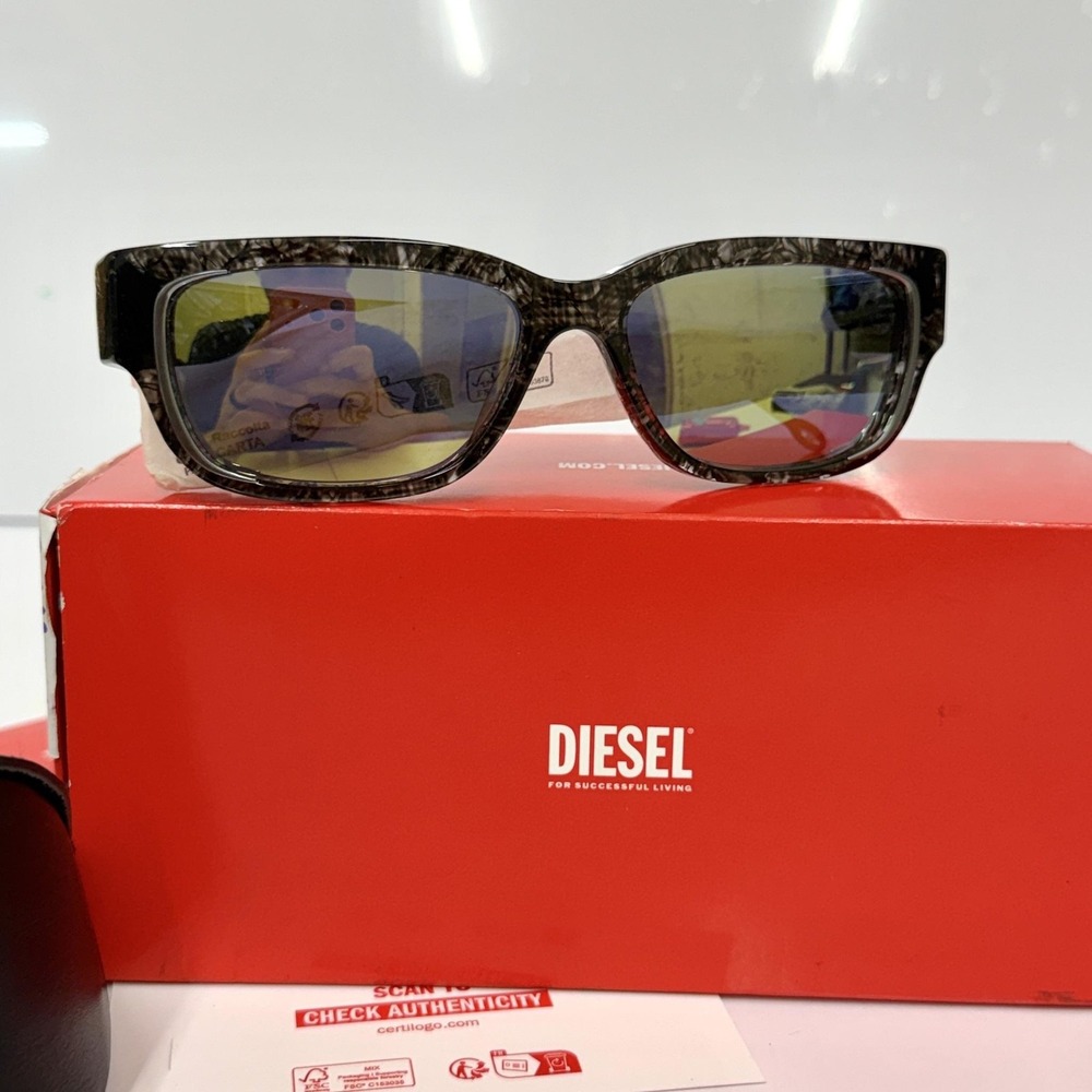 Diesel DL 2002MU Sunglasses Mens Gray Green Mirrored Square Plastic Metal 720WJ2